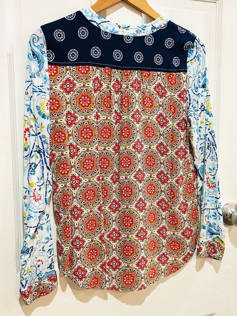 Anthropologie Maeve Mandala Henley Top Boho Maximalist Dopamine Paisley Size 8 - Picture 6 of 10